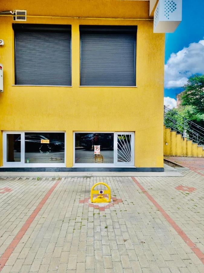 Iulius Mall Comfort Jászvásár Kültér fotó