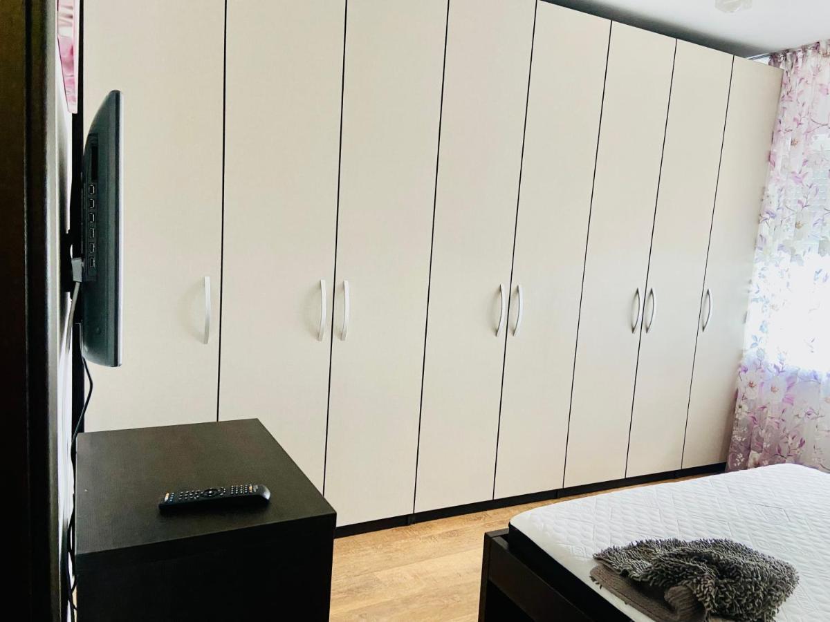 Iulius Mall Comfort Jászvásár Kültér fotó