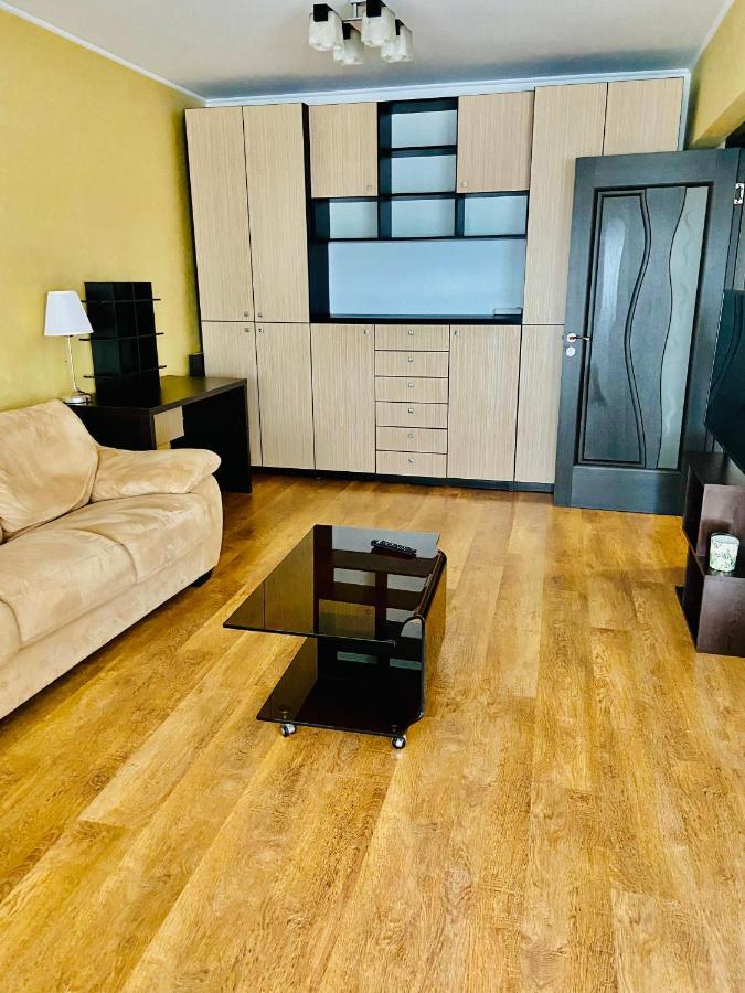 Iulius Mall Comfort Jászvásár Kültér fotó